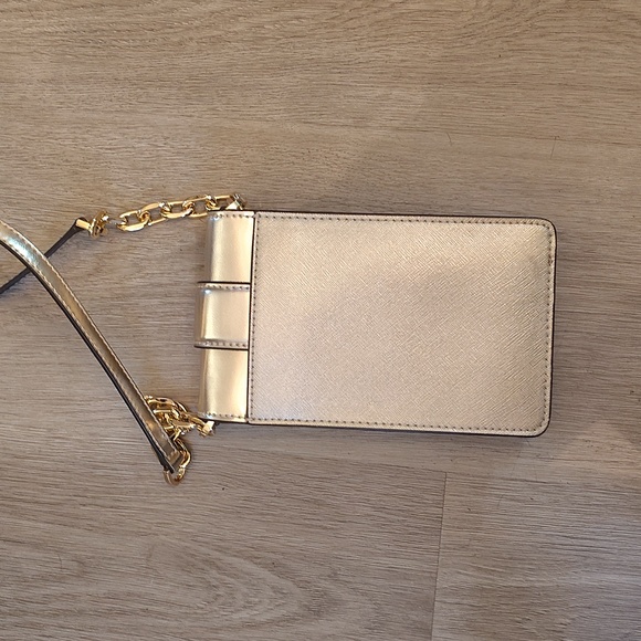LIKE🆕MK: Michael Kors On-the-Go Mini Crossbody Bag Gold - Picture 7 of 13